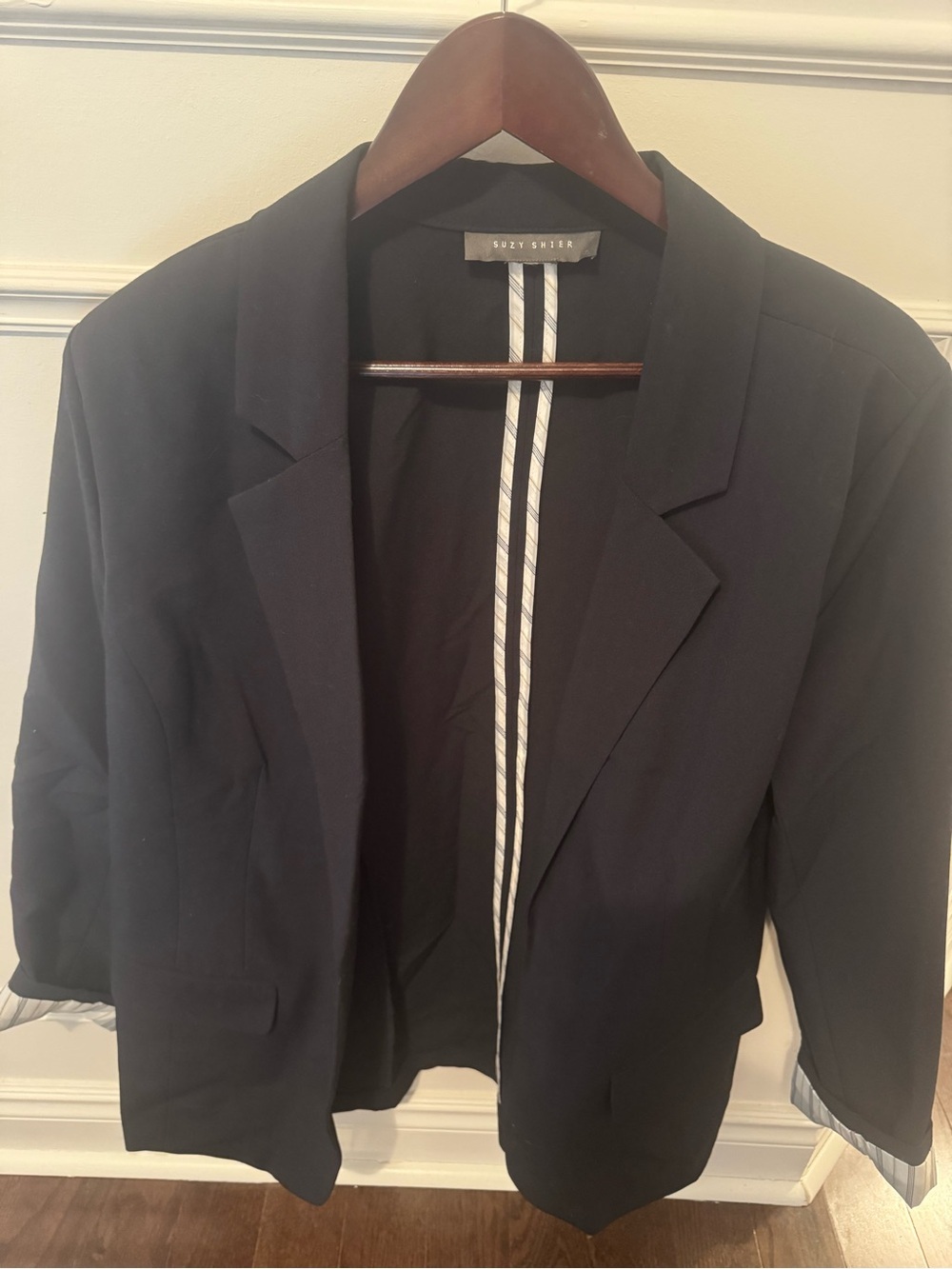 Suzy Shier Blazer - Size XXL